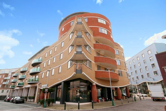 2 Bedroom Flat For Sale In Eldridge Street, Dorchester, DT1