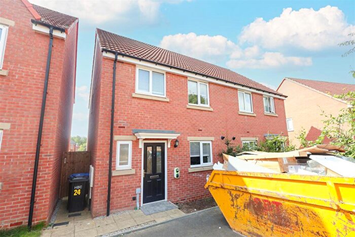 3 Bedroom Semi Detached House To Rent In Grainbeck Rise, Killinghall, Harrogate, HG3