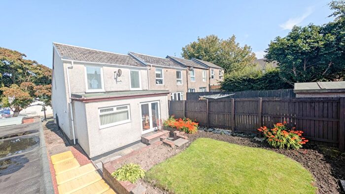 3 Bedroom End Of Terrace House For Sale In Darroch Way, Cumbernauld, G67