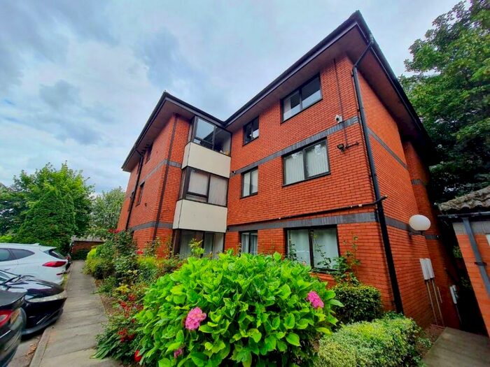2 Bedroom Flat To Rent In Oaklea Court, West End - Darlington, DL1