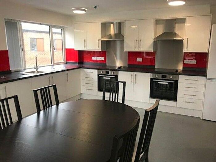 1 Bedroom House To Rent In - Unit, Taj House, - Cowley Road, OX4