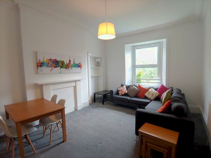 4 Bedroom Flat To Rent In Lothian Road, Tollcross, Edinburgh, EH3