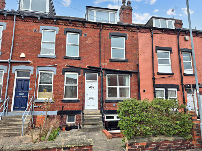2 Bedroom Terraced House For Sale In Graham Avenue, Leeds, LS4