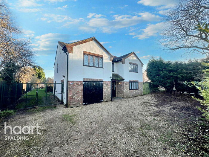 4 Bedroom Detached House For Sale In North Road, Gedney Hill, PE12