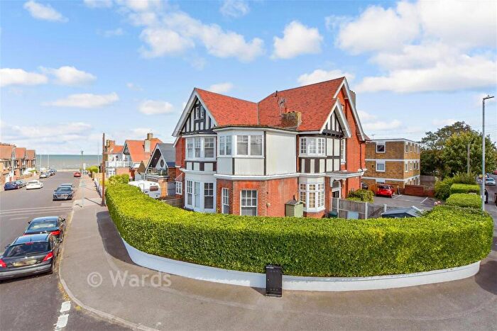 2 Bedroom Flat For Sale In Cuthbert Road, Westgate-On-Sea, Kent, CT8