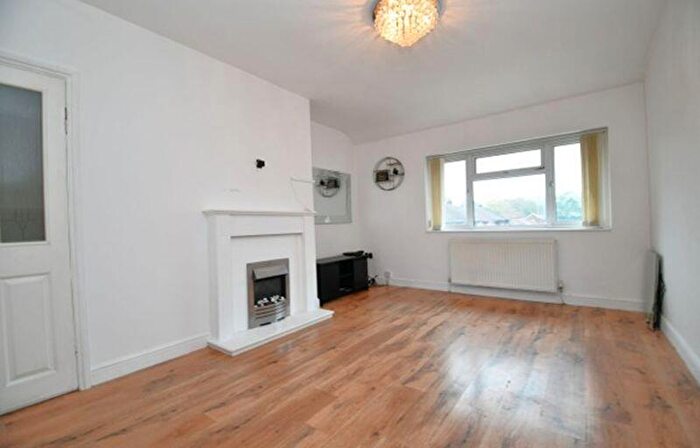 2 Bedroom Flat To Rent In Seedley Terrace, Salford, M6