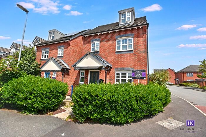 3 Bedroom Detached House For Sale In Calgarth Avenue, Warrington, WA5
