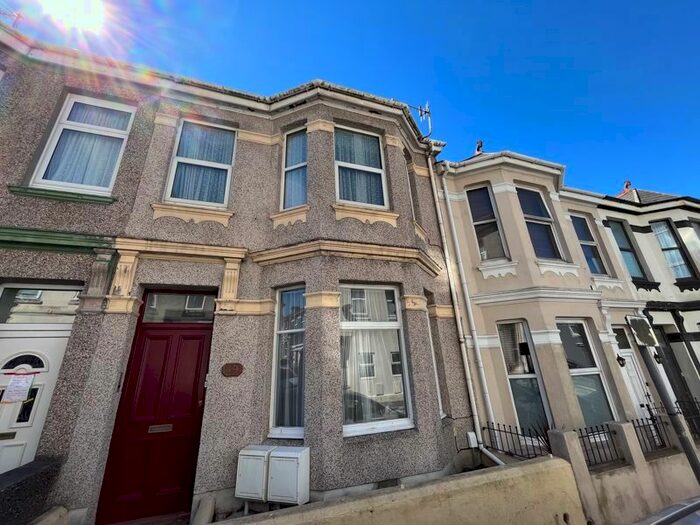1 Bedroom Flat To Rent In Station Road, Keyham, Plymouth, PL2