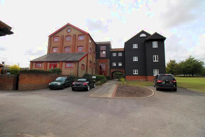 1 Bedroom Flat To Rent In Kings Meadow Court, Kelvedon, Colchester, CO5