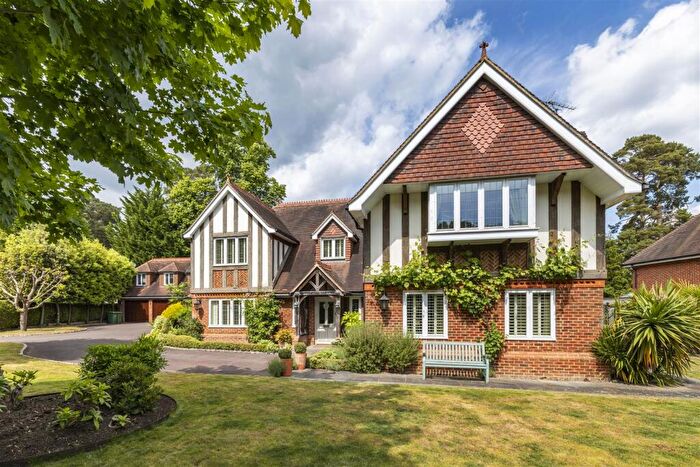 5 Bedroom Detached House For Sale In The Covert, Ascot, SL5