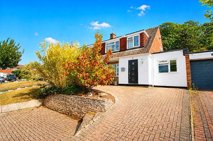 4 Bedroom Semi Detached House For Sale In Woodlands Road, Ditton, Aylesford, ME20