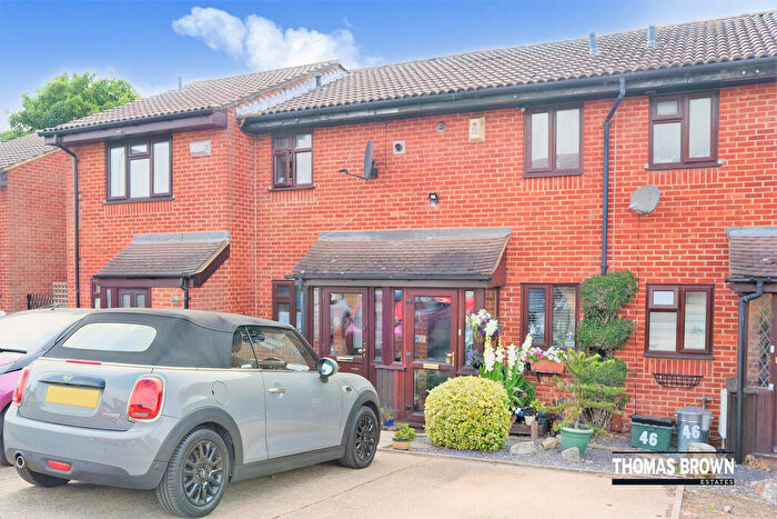 1 Bedroom Terraced House For Sale In Sandpiper Way, Orpington, BR5
