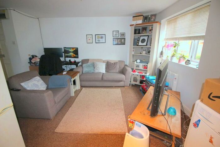 1 Bedroom Flat To Rent In Jack Clow Road, London, E15