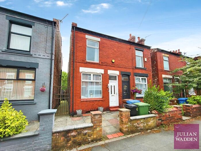 2 Bedroom Semi-Detached House For Sale In Petersburg Road, Edgeley, Stockport, SK3