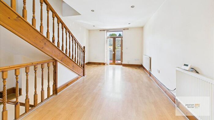 2 Bedroom Duplex To Rent In Kay Street, Rossendale, BB4