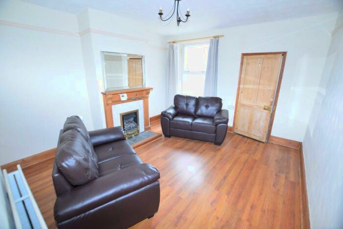 3 Bedroom House To Rent In Merchant Street, DE22