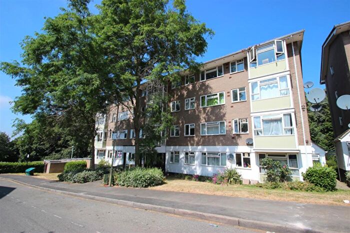 3 Bedroom Apartment To Rent In Southfield Park, Bartlemas Close, Oxford, OX4