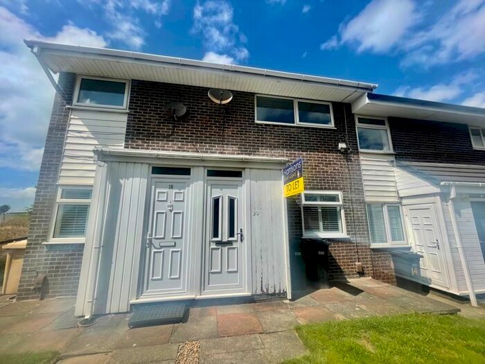 2 Bedroom Flat To Rent In Corston Grove, Blackrod, Bolton, BL6