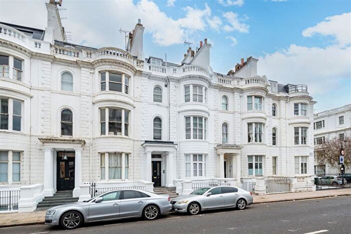 1 Bedroom Flat To Rent In Gloucester Terrace, Hyde Park, W2