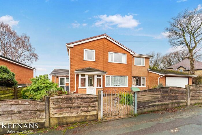 4 Bedroom Detached House For Sale In Laneside Road, Haslingden, Rossendale, BB4