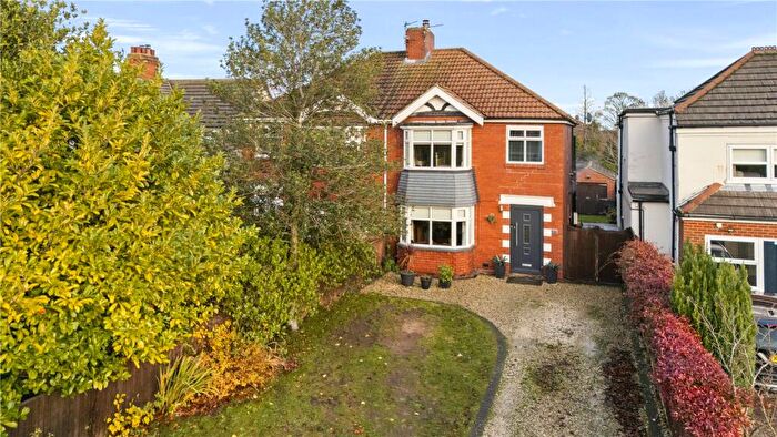 3 Bedroom Semi-Detached House For Sale In Waltham Road, Scartho, Grimsby, N E Lincs, DN33