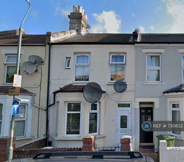 3 Bedroom Terraced House To Rent In Sandcliff Road, Erith, DA8