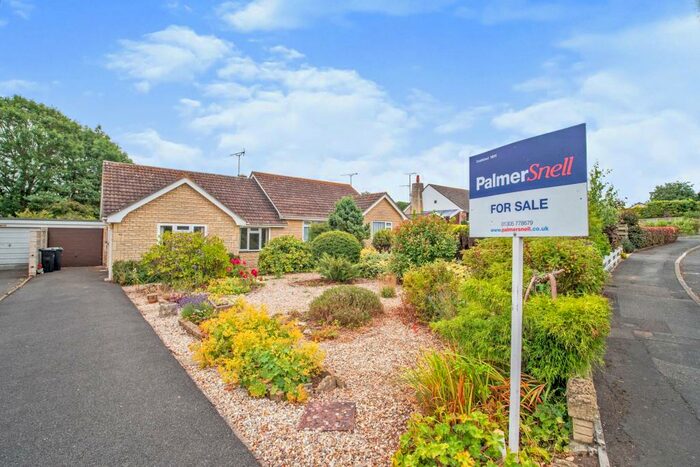 2 Bedroom Bungalow For Sale In Hollands Mead Avenue, Owermoigne, Dorchester, DT2
