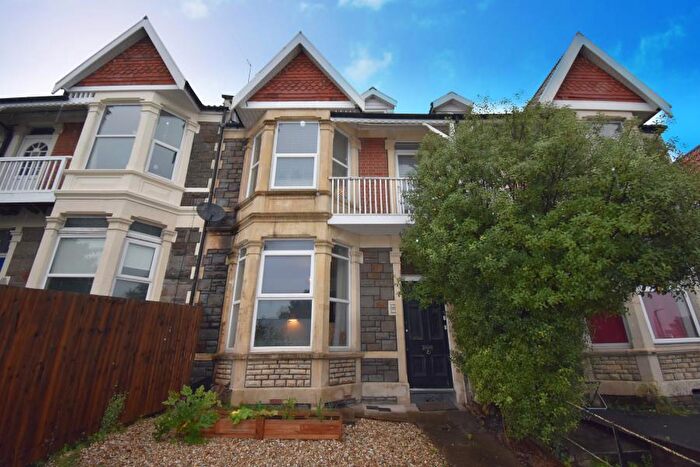 3 Bedroom Maisonette To Rent In Bristol Hill - Brislington, BS4