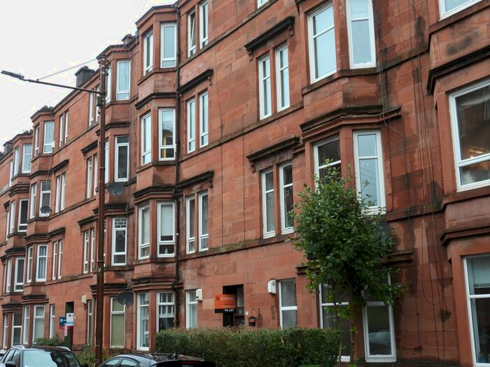 2 Bedroom Flat To Rent In Cartvale Road, Glasgow, G42
