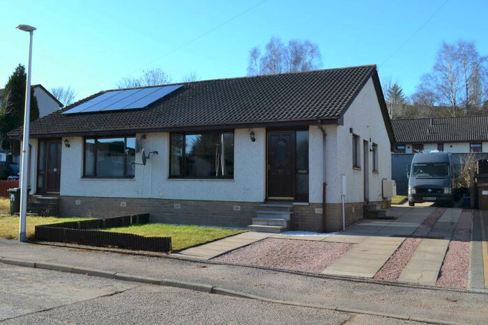 2 Bedroom Semi-Detached House For Sale In Braeface Park, Alness, IV17
