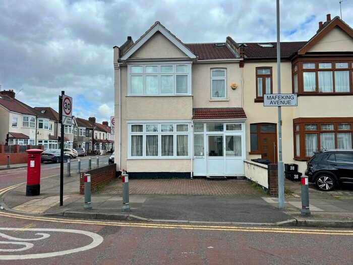 4 Bedroom End Of Terrace House For Sale In Mafeking Avenue, Newbury Park, IG2