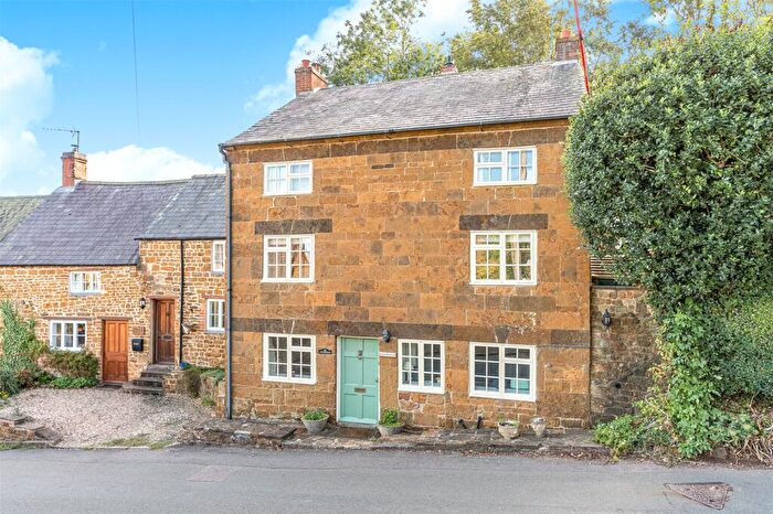 4 Bedroom Semi-Detached House For Sale In Church Hill, Warmington, Banbury, Warwickshire, OX17