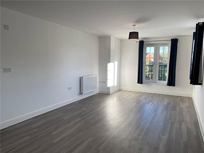 2 Bedroom Apartment To Rent In Aspen Way, Didcot, Oxfordshire, OX11