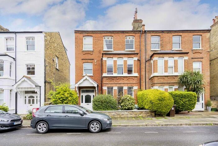 1 Bedroom Flat To Rent In Ennismore Avenue, London, W4