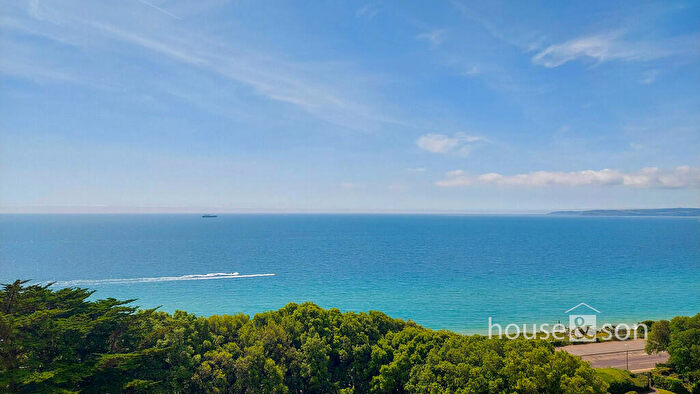 1 Bedroom Apartment For Sale In Albany, Manor Road, East Cliff, Bournemouth, BH1