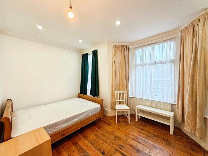 1 Bedroom Terraced House To Rent In Rochester Street, Chatham, Kent, ME4