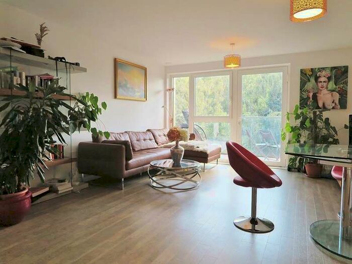 2 Bedroom Flat To Rent In Bailey Street, Deptford, SE8