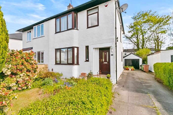 3 Bedroom Semi-detached House For Sale In Orchard Drive, Giffnock, G46