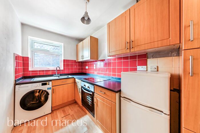 1 Bedroom Flat To Rent In Thrale Road, London, SW16