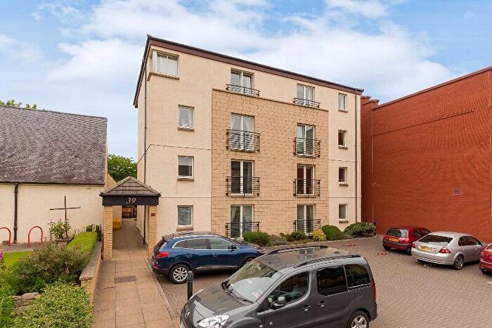 2 Bedroom Flat To Rent In Comely Bank, Comely Bank, Edinburgh, EH4