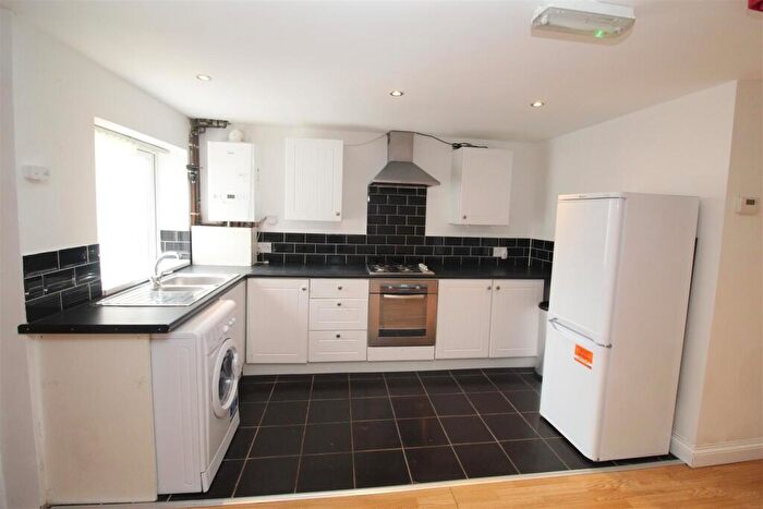 1 Bedroom Flat To Rent In Inverness Place, Roath, Cardiff, CF24