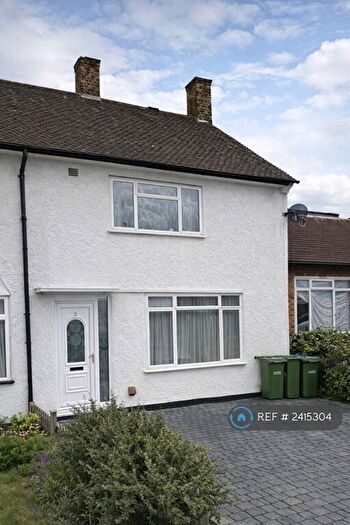 2 Bedroom Terraced House To Rent In Hargood Road, London, SE3