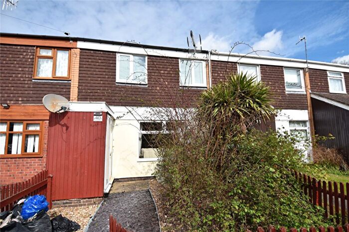 3 Bedroom Semi Detached House For Sale In Shepherds Green, Droitwich, Worcestershire, WR9