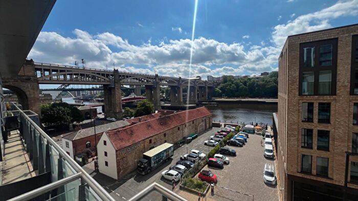 2 Bedroom Penthouse To Rent In The Close, Quayside, Newcastle Upon Tyne, NE1