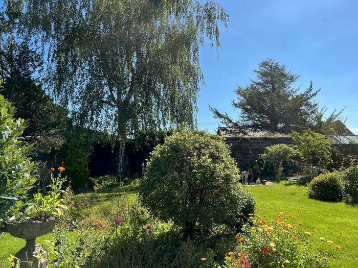 4 Bedroom Detached House For Sale In Abbots Court Drive, Tewkesbury, Gloucestershire, GL20