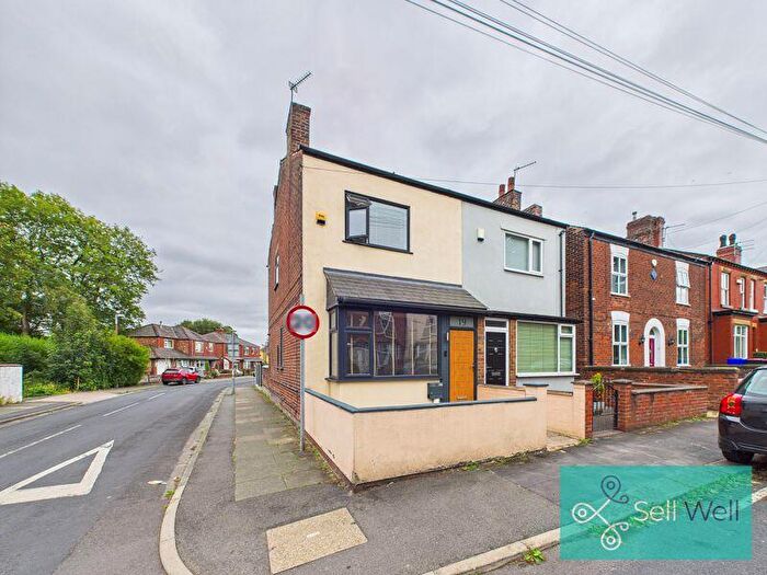 2 Bedroom End Of Terrace House For Sale In Hazelhurst Road, Worsley, Manchester, M28