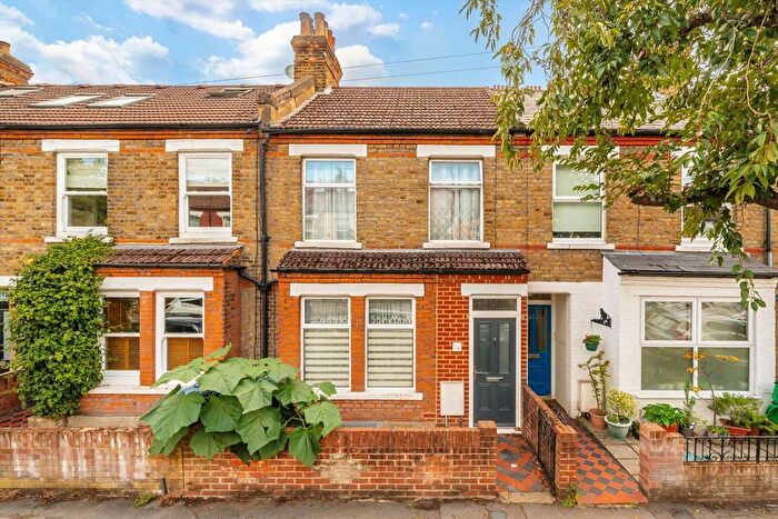 3 Bedroom Terraced House For Sale In Framfield Road, Hanwell, W7