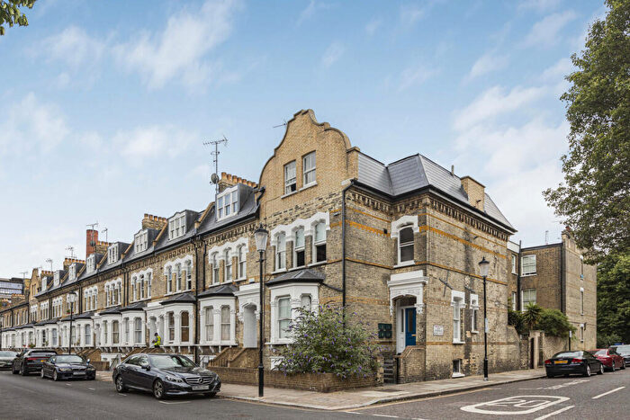 2 Bedroom Apartment For Sale In Tadema Road, London, SW10