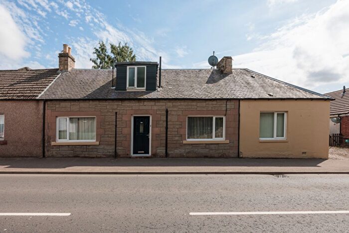 4 Bedroom Semi-Detached House For Sale In High Street, Rattray, PH10