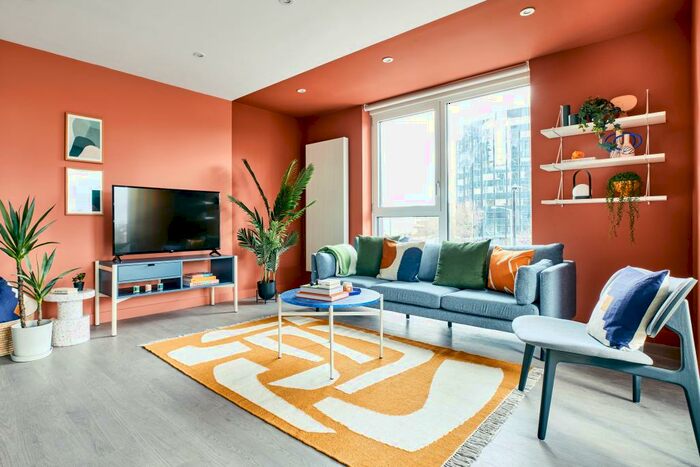 3 Bedroom Apartment To Rent In The Fold, Park Lane, CR0